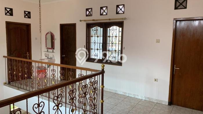 For Sale! Premium House LT 267m2 Desain Elegan di Pondok Kelapa For Sale! Premium House LT 267m2 Desain Elegan di Pondok Kelapa