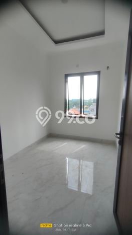 Dijual Rumah Modern 4 KT di Pondok Kelapa, Jakarta Timur Dijual Rumah Modern 4 KT di Pondok Kelapa, Jakarta Timur
