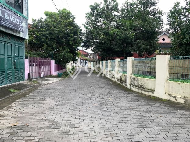 Lahan untuk Dijual di Sleman Sleman Luas 305m2 Lahan untuk Dijual di Sleman Sleman Luas 305m2
