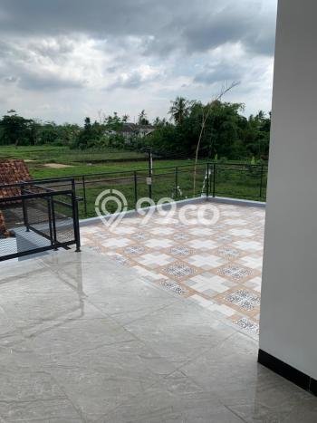 Rumah Modern Minimalis 4 KT Bisa Langsung Pindah di Sleman Rumah Modern Minimalis 4 KT Bisa Langsung Pindah di Sleman