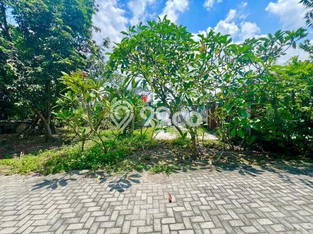 Lahan Strategis di Sleman Dijual dengan Luas 138m2 Lahan Strategis di Sleman Dijual dengan Luas 138m2