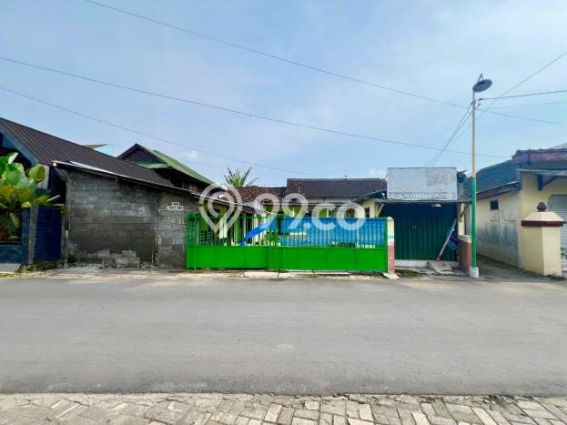 Kavling Tanah Dijual di Sleman, Sleman, Luas 664m2 Area Strategis Kavling Tanah Dijual di Sleman, Sleman, Luas 664m2 Area Strategis