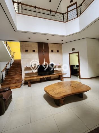 Hunian Mewah Dijual LT 450m2 di Batununggal, Bandung Hunian Mewah Dijual LT 450m2 di Batununggal, Bandung