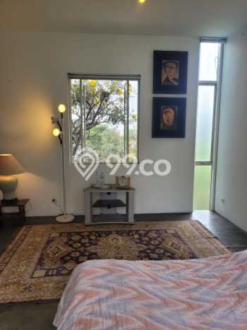Rumah Elit LB 800m2 Siap Huni Desain Elegan di Setiabudi, Bandung Rumah Elit LB 800m2 Siap Huni Desain Elegan di Setiabudi, Bandung