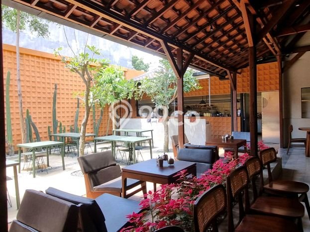 Komersial Bagus Dijual di Dago Bandung Strategis Cocok untuk Kembangkan Bisnis Komersial Bagus Dijual di Dago Bandung Strategis Cocok untuk Kembangkan Bisnis