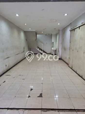 Ruko Dijual di Bandung LT 225m2 & LB 525m2 Lokasi Terbaik! Ruko Dijual di Bandung LT 225m2 & LB 525m2 Lokasi Terbaik!