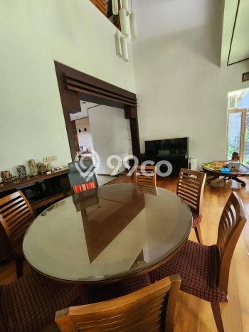 Hunian Mewah Dijual LT 450m2 di Batununggal, Bandung Hunian Mewah Dijual LT 450m2 di Batununggal, Bandung