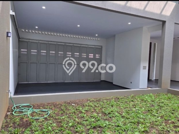 For Sale! Luxury House LT 392m2 Desain Modern di Summarecon Bandung For Sale! Luxury House LT 392m2 Desain Modern di Summarecon Bandung