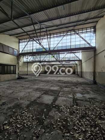 Unit Komersial Tersedia di Asia Afrika Spesifikasi LB 1440m2 Unit Komersial Tersedia di Asia Afrika Spesifikasi LB 1440m2