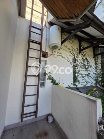 Disewakan! Rumah 4 Kamar Tidur &
4 Kamar Mandi di Setra Sari, Bandung Disewakan! Rumah 4 Kamar Tidur &
4 Kamar Mandi di Setra Sari, Bandung