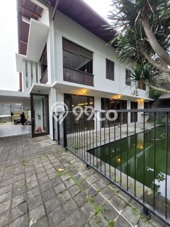 For Sale! Premium House LT 800m2 Desain Elegan di Hegarmanah For Sale! Premium House LT 800m2 Desain Elegan di Hegarmanah