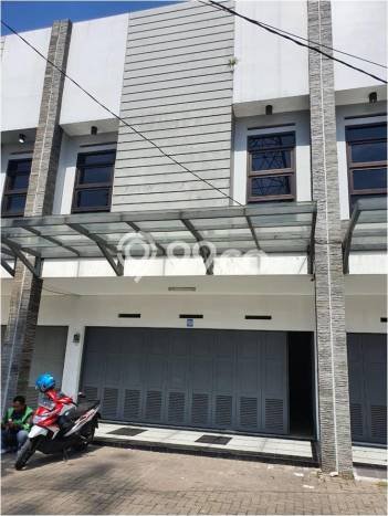 Ruko Dijual di Batununggal LT 162m2, LB 224m2 untuk Investasi Ruko Dijual di Batununggal LT 162m2, LB 224m2 untuk Investasi
