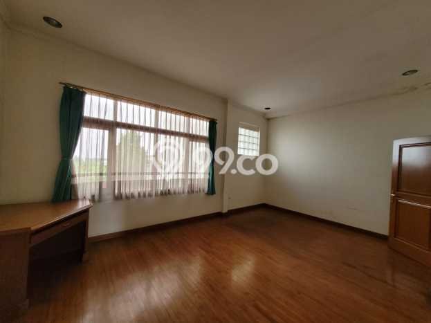 Jual Rumah Mewah Elegan Dengan View Cantik di Setiabudi, Bandung Jual Rumah Mewah Elegan Dengan View Cantik di Setiabudi, Bandung