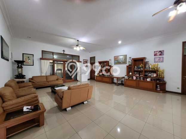For Sale! Luxury House LT 2295m2 Desain Modern di Setiabudi For Sale! Luxury House LT 2295m2 Desain Modern di Setiabudi