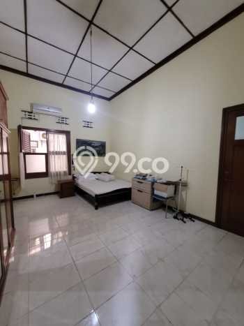 Rumah Elit LB 600m2 Siap Pakai Desain Elegan di Sayap Dago, Bandung Rumah Elit LB 600m2 Siap Pakai Desain Elegan di Sayap Dago, Bandung