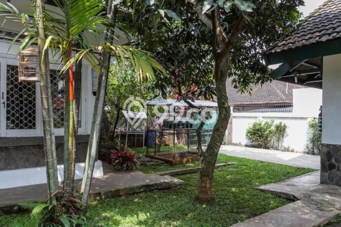 Dijual Rumah Luas Megah Dengan View Cantik di Dago, Bandung Dijual Rumah Luas Megah Dengan View Cantik di Dago, Bandung