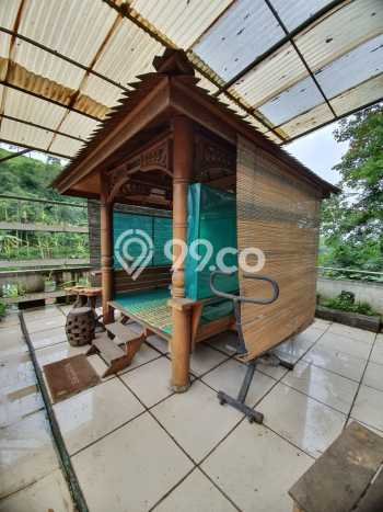 Dijual! Komersial di Lembang Bandung LT 1300m2 / LB 900m2 Kawasan Strategis Dijual! Komersial di Lembang Bandung LT 1300m2 / LB 900m2 Kawasan Strategis