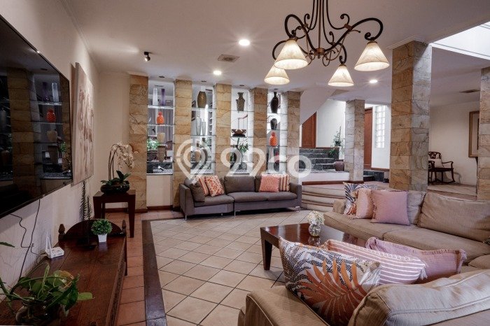 Rumah Elit Modern Siap Huni di Pasteur Bandung Rumah Elit Modern Siap Huni di Pasteur Bandung