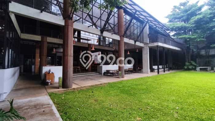 Komersial Disewa di Bandung dengan LB 2000m2 Area Komersial Ramai Komersial Disewa di Bandung dengan LB 2000m2 Area Komersial Ramai