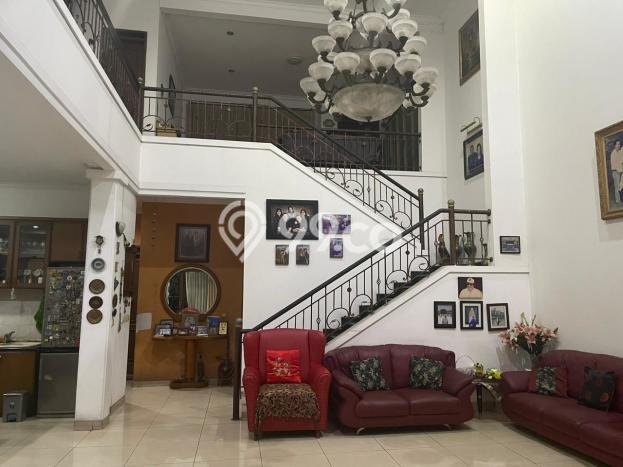 Siap Huni Rumah Mewah 4 Kamar di Batununggal Dekat ke Mana Saja Siap Huni Rumah Mewah 4 Kamar di Batununggal Dekat ke Mana Saja