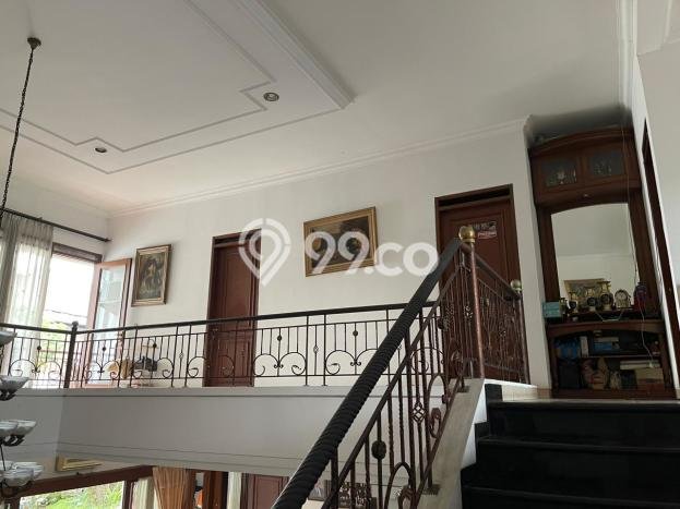 Siap Huni Rumah Mewah 4 Kamar di Batununggal Dekat ke Mana Saja Siap Huni Rumah Mewah 4 Kamar di Batununggal Dekat ke Mana Saja