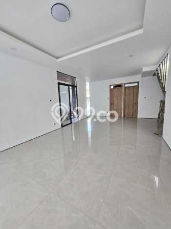 Rumah Mewah Dijual LT 220m2 di Batununggal, Bandung Rumah Mewah Dijual LT 220m2 di Batununggal, Bandung
