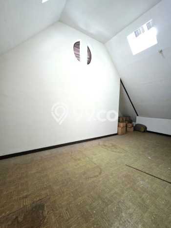 Hunian Mewah Dijual LT 216m2 di Batununggal, Bandung Hunian Mewah Dijual LT 216m2 di Batununggal, Bandung