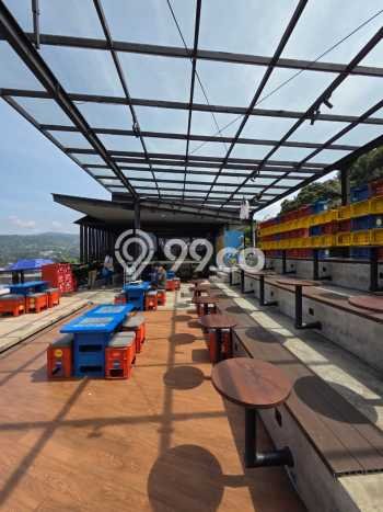LOKASI STRATEGIS! Komersial Disewakan di , Luas 195m2m², Area Berkembang LOKASI STRATEGIS! Komersial Disewakan di , Luas 195m2m², Area Berkembang