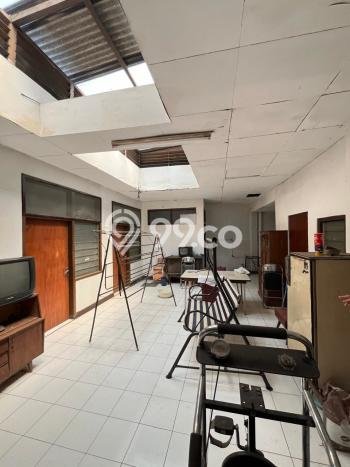 Rumah Elit LB 340m2 Siap Pakai Desain Elegan di Riau, Bandung Rumah Elit LB 340m2 Siap Pakai Desain Elegan di Riau, Bandung