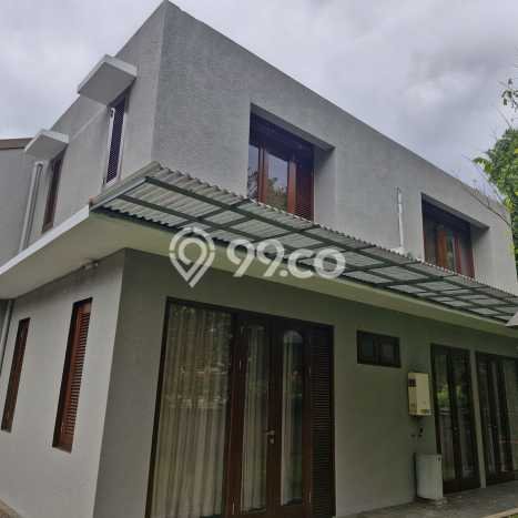 Rumah Luxury Modern Siap Huni di Ciumbuleuit Bandung Rumah Luxury Modern Siap Huni di Ciumbuleuit Bandung