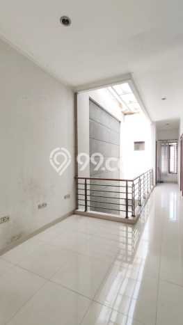 Hunian Mewah Dijual LT 210m2 di Batununggal, Bandung Hunian Mewah Dijual LT 210m2 di Batununggal, Bandung