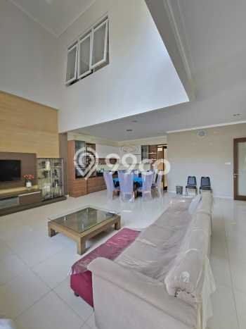 Siap Huni Rumah Mewah 4 Kamar di Batununggal Dekat ke Mana Pun Siap Huni Rumah Mewah 4 Kamar di Batununggal Dekat ke Mana Pun