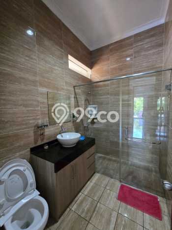Siap Huni Rumah Mewah 4 Kamar di Batununggal Dekat ke Mana Pun Siap Huni Rumah Mewah 4 Kamar di Batununggal Dekat ke Mana Pun