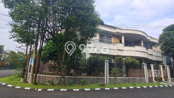 For Sale Rumah Elit Exclusive di Batununggal, Bandung For Sale Rumah Elit Exclusive di Batununggal, Bandung