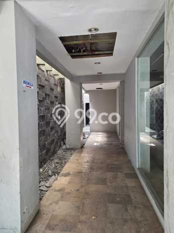 Disewakan Komersial di Kawasan Ramai Setiabudi Luas 400m2 Disewakan Komersial di Kawasan Ramai Setiabudi Luas 400m2