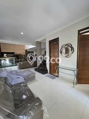 Siap Huni Rumah Mewah 4 Kamar di Batununggal Dekat ke Mana Pun Siap Huni Rumah Mewah 4 Kamar di Batununggal Dekat ke Mana Pun