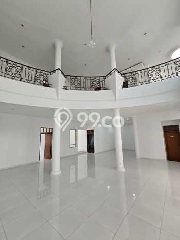 Siap Huni Rumah Mewah 4 Kamar di Batununggal Dekat ke Mana Saja Siap Huni Rumah Mewah 4 Kamar di Batununggal Dekat ke Mana Saja