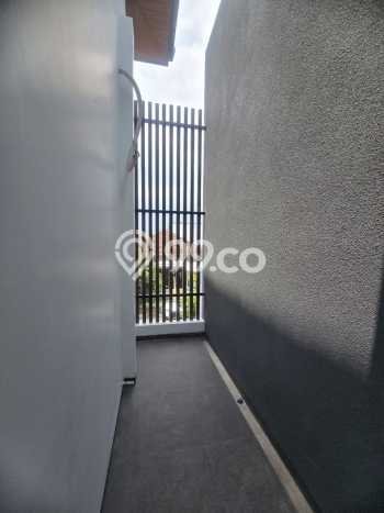 Rumah Mewah Dijual LT 220m2 di Batununggal, Bandung Rumah Mewah Dijual LT 220m2 di Batununggal, Bandung