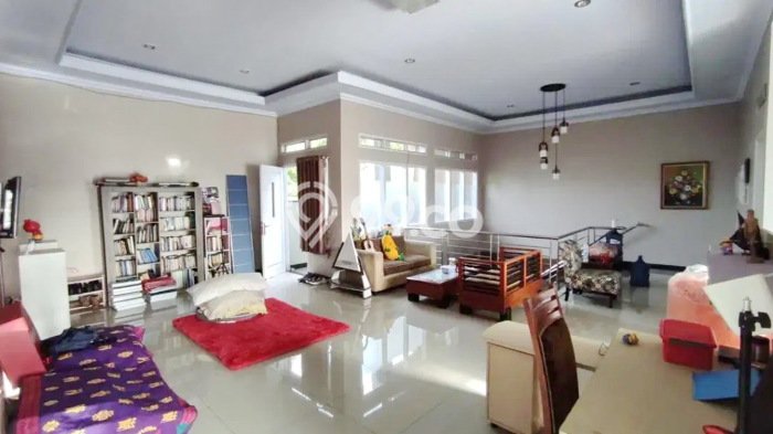 Hunian Elit LB 350m2 Siap Pakai Desain Elegan di Ciracas, Serang Hunian Elit LB 350m2 Siap Pakai Desain Elegan di Ciracas, Serang