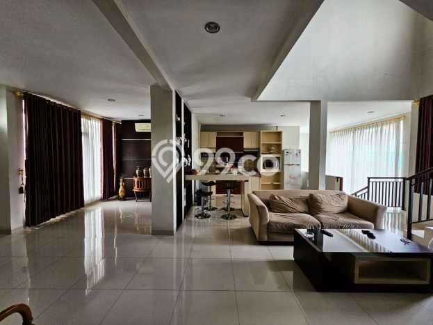 Rumah di Purwakarta, 7 KT, Design Modern, Luas 228m2m² Bangunan 350m2m² Rumah di Purwakarta, 7 KT, Design Modern, Luas 228m2m² Bangunan 350m2m²