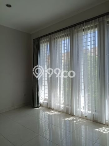 Rumah Terawat 4 KT 3 KM di Lokasi Premium Bintaro, Tangerang Selatan Rumah Terawat 4 KT 3 KM di Lokasi Premium Bintaro, Tangerang Selatan