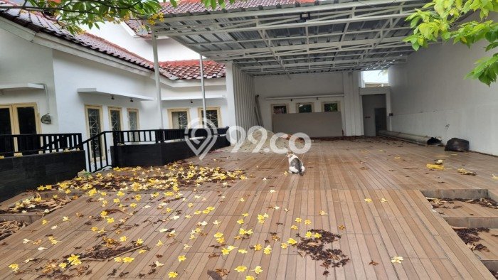 Rumah Elit LB 250m2 Siap Huni Desain Elegan di Bintaro, Tangerang Selatan Rumah Elit LB 250m2 Siap Huni Desain Elegan di Bintaro, Tangerang Selatan
