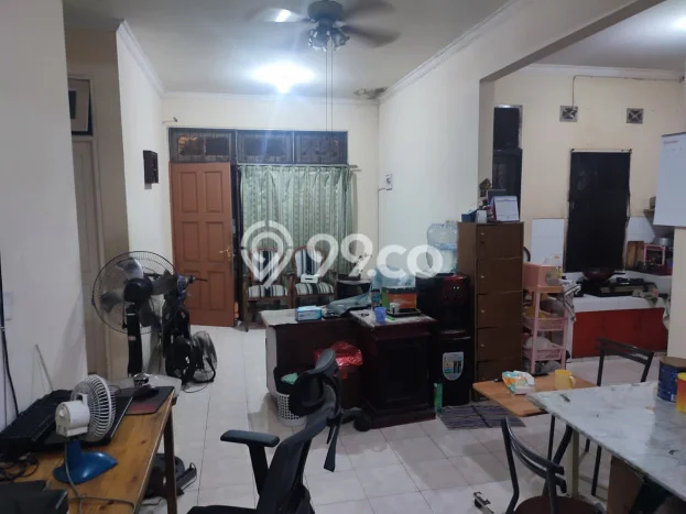 Rumah Luas Asri 2 KT Siap Pakai di Modernland Tangerang Rumah Luas Asri 2 KT Siap Pakai di Modernland Tangerang