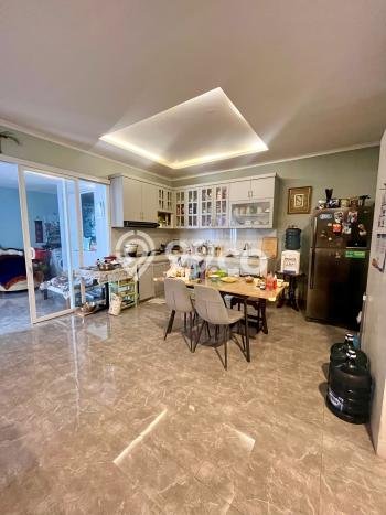 Hunian Elit LB 128m2 Siap Huni Desain Elegan di BSD Castilla, Tangerang Hunian Elit LB 128m2 Siap Huni Desain Elegan di BSD Castilla, Tangerang