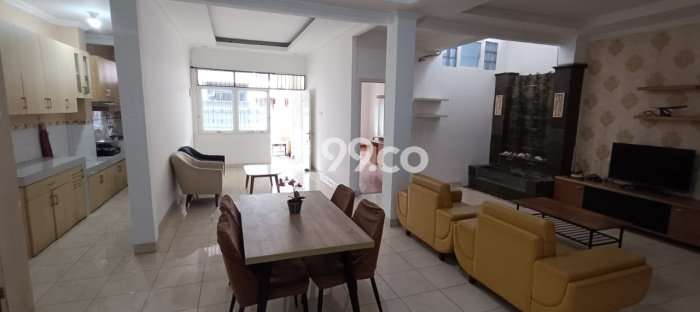 Rumah Luas Asri 3 KT Siap Huni di Graha Raya Tangerang Selatan Rumah Luas Asri 3 KT Siap Huni di Graha Raya Tangerang Selatan