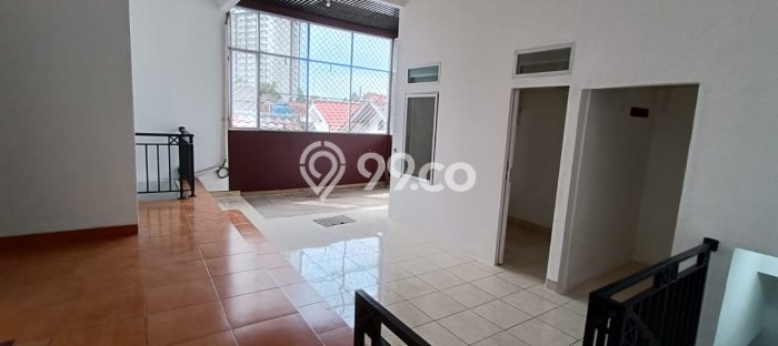 Rumah Luas Asri 3 KT Siap Huni di Graha Raya Tangerang Selatan Rumah Luas Asri 3 KT Siap Huni di Graha Raya Tangerang Selatan