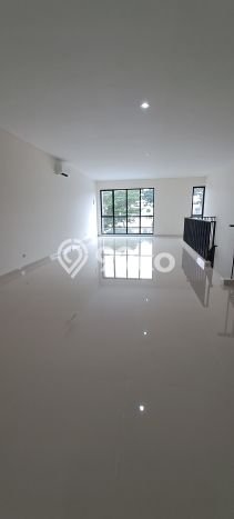 Ruko untuk Disewa di Pusat Tangerang Luas Bangunan 268m2 Ruko untuk Disewa di Pusat Tangerang Luas Bangunan 268m2