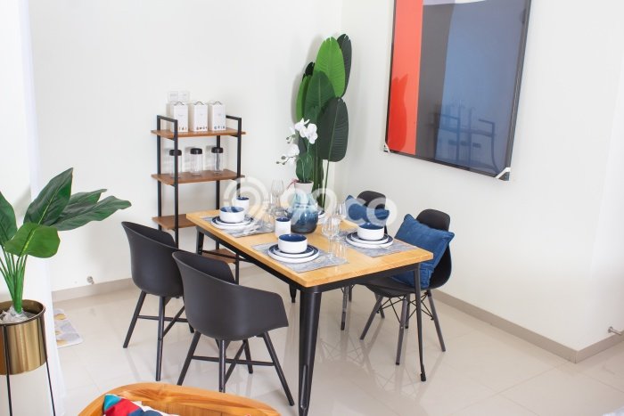 KESEMPATAN TERBAIK! Rumah Asri di Soekarno Hatta, LT 157m² LB 120m² KESEMPATAN TERBAIK! Rumah Asri di Soekarno Hatta, LT 157m² LB 120m²