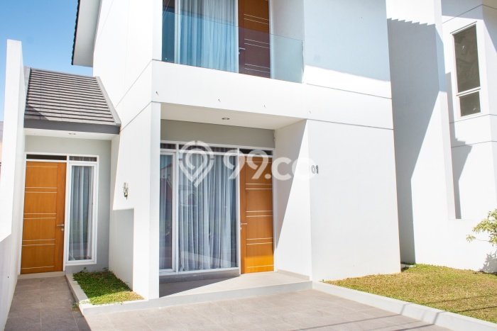 KESEMPATAN TERBAIK! Rumah Asri di Soekarno Hatta, LT 157m² LB 120m² KESEMPATAN TERBAIK! Rumah Asri di Soekarno Hatta, LT 157m² LB 120m²