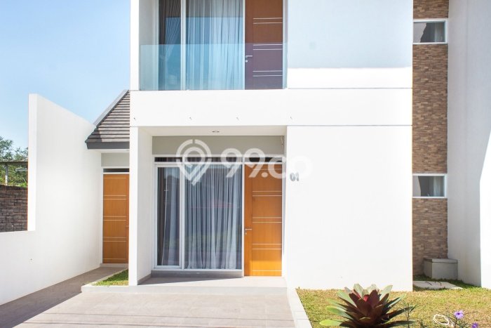 KESEMPATAN TERBAIK! Rumah Asri di Soekarno Hatta, LT 157m² LB 120m² KESEMPATAN TERBAIK! Rumah Asri di Soekarno Hatta, LT 157m² LB 120m²
